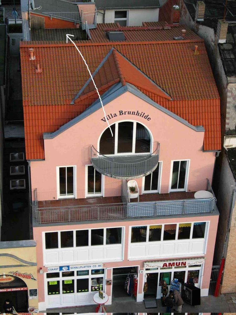 Sonnendeck, Direkt Am Leuchtturm Apartment รอสต็อค ภายนอก รูปภาพ