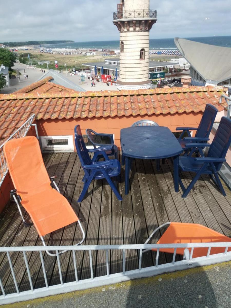 Sonnendeck, Direkt Am Leuchtturm Apartment รอสต็อค ภายนอก รูปภาพ