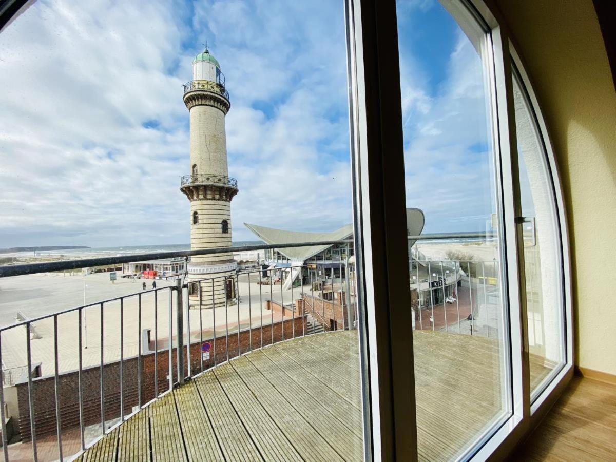 Sonnendeck, Direkt Am Leuchtturm Apartment รอสต็อค ภายนอก รูปภาพ